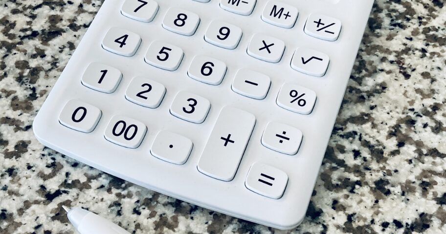 取り替える費用いくらかかる?